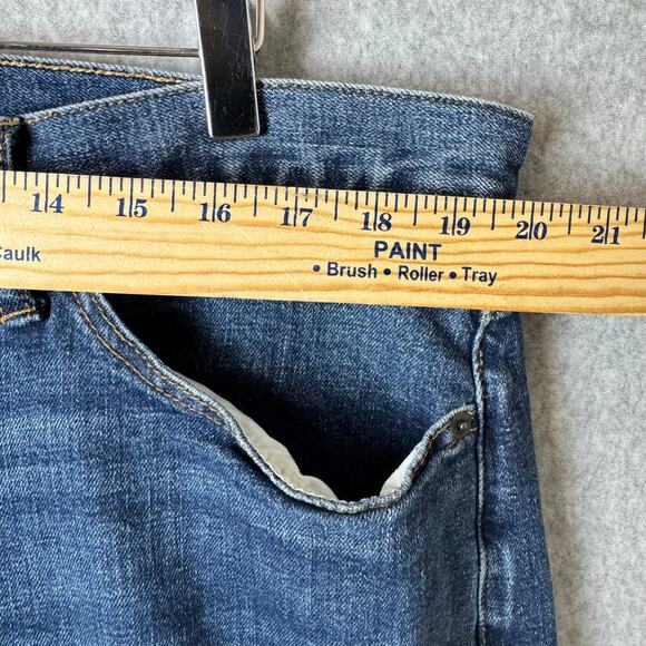 Gap Jeans Mens Size 38x30 Relaxed Casual Comfort Medium Wash Stretch 5 Pocket - Picture 6 of 10
